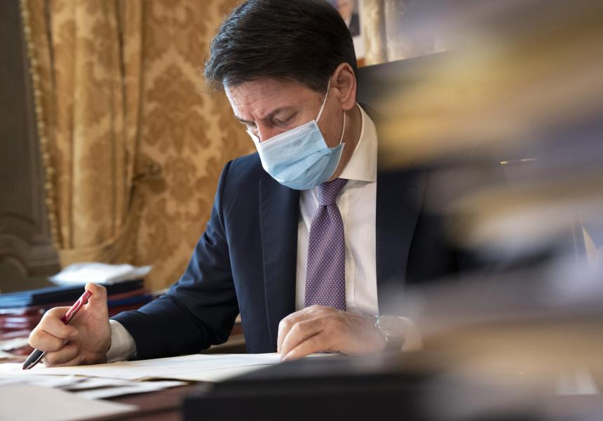 Coronavirus: il testo del Dpcm del 3 novembre 2020, contenente le nuove misure restrittive, firmato dal Presidente Conte